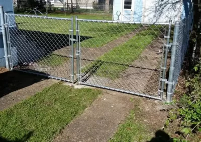 Fence Installer