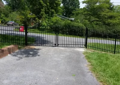 Reliable Fencing Contractors 15