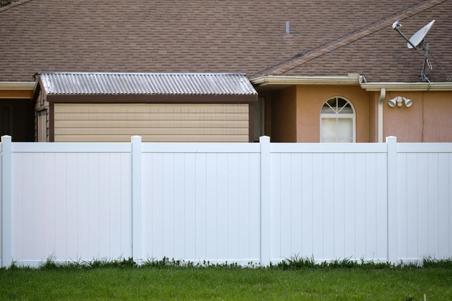 Expert Vinyl Fencing Chattanooga, TN Expert Vinyl Fencing Chattanooga, TN