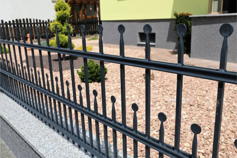 How Metal Fencing Enhances Security Around Your Property in Chattanooga, TN