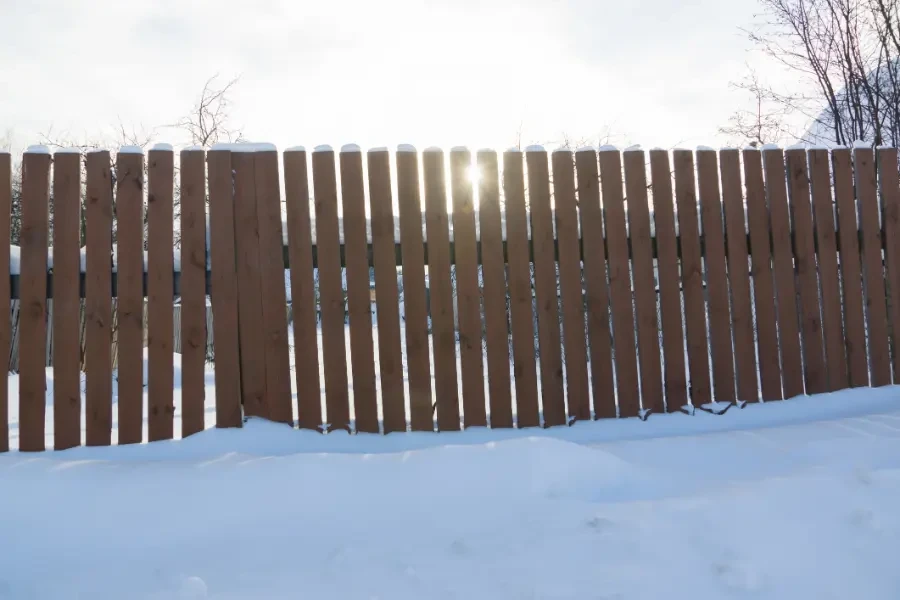 How to Protect Your Wood Fencing From Weather Damage Chattanooga, TN