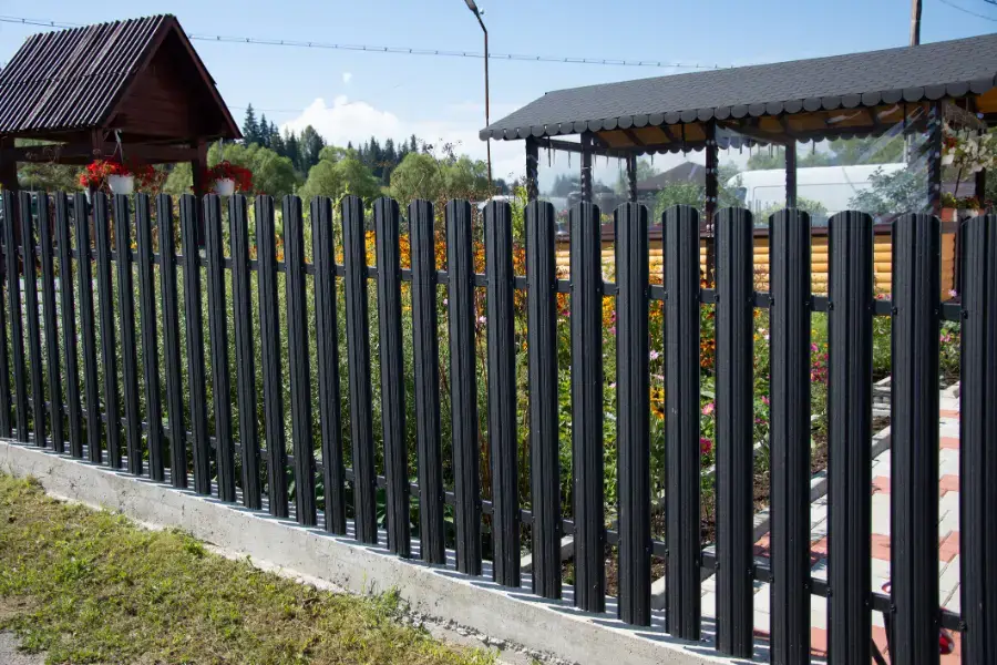 The Best Metal Fencing Options for Different Property Types in Chattanooga, TN